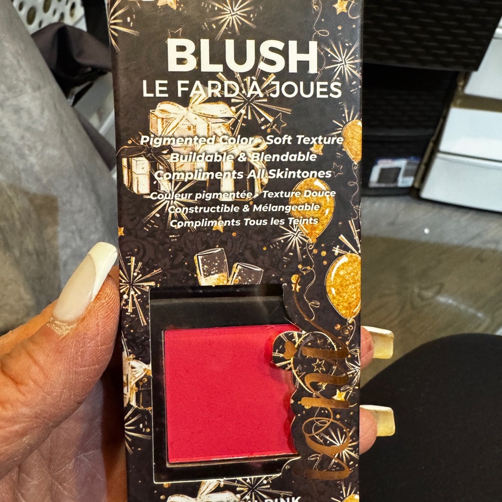 Blush Le Fard à Joues in Vibrant Pink